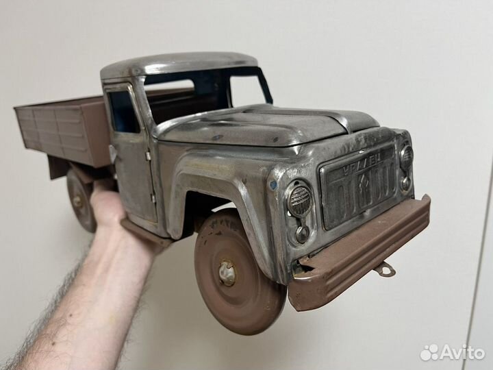 Газ 52 игрушка грузовик СССР