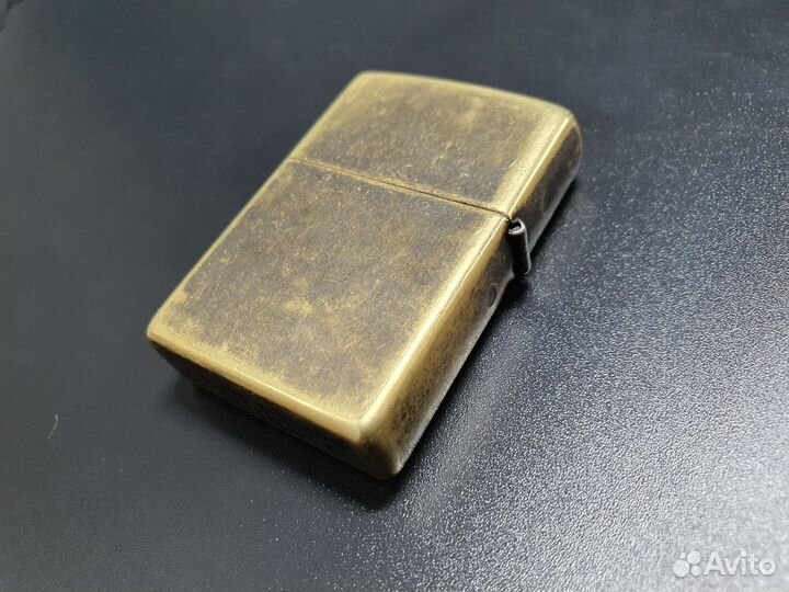 Зажигалка бензиновая zippo