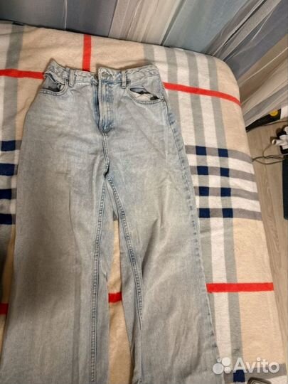 Джинсы голубые