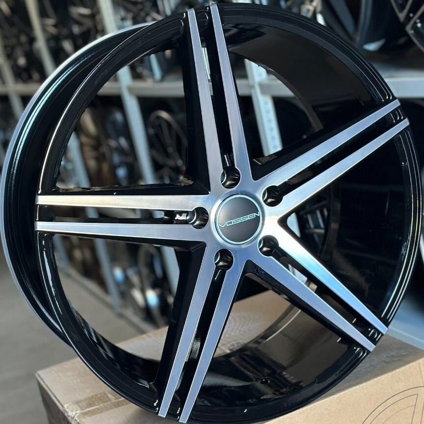 Литые диски Vossen VPS-302 8.5×R20 5×114.3
