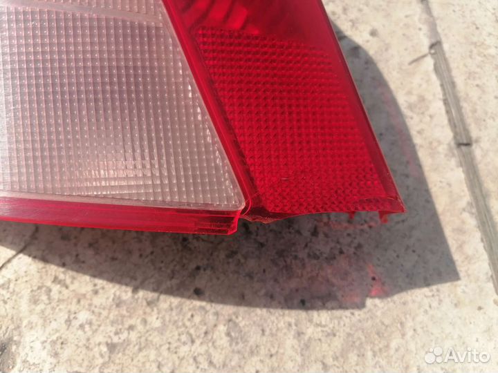 Фонари задние Toyota vitz