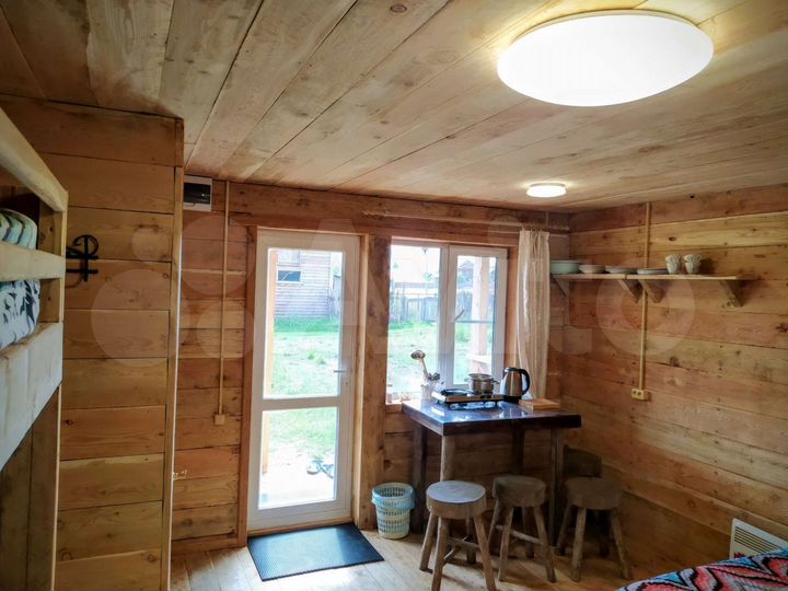 Дом 20 м² на участке 15 сот.