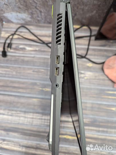 Asus rog strix g17, 7845hx, 4060, 16gb, 1tb