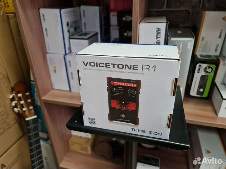 TC Helicon Voicetone R1 педаль эффекта Новая