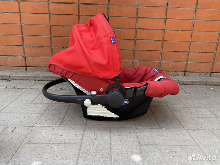 Автокресло “chicco” 0-13 кг