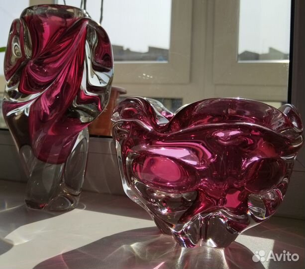 Модерн, вазы,толстое цветное стекло