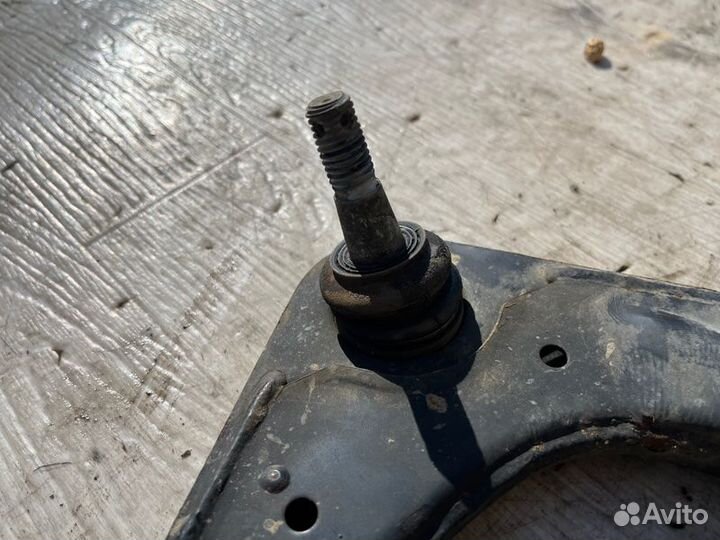 Рычаг передний левый Ford Ranger T6 P4AT