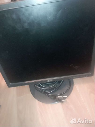 Монитор LG