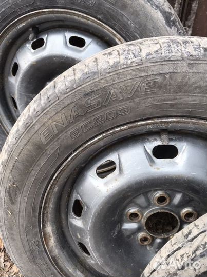 Колеса r15 195/60 Dunlop. За Южным