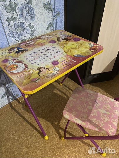 Детский столик