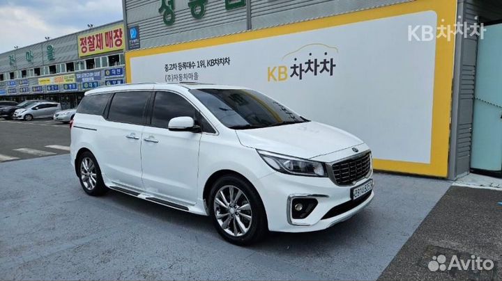 Kia Carnival 2.2 AT, 2019, 45 000 км