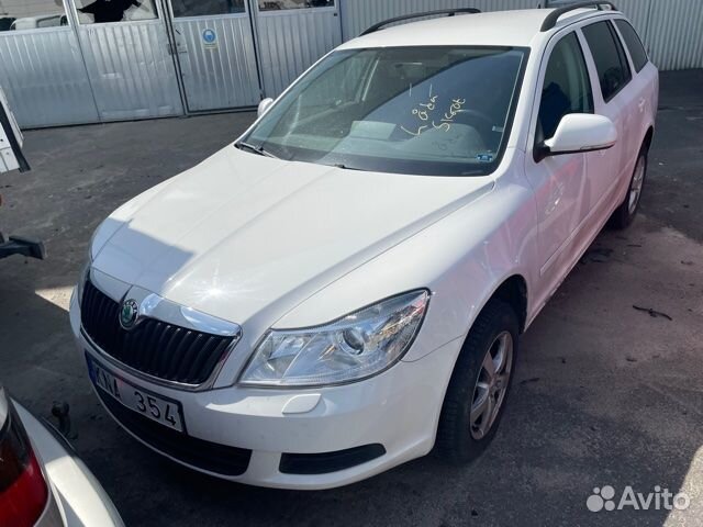 Дверь задняя левая Skoda Octavia A5 cayc 1.6 TDI