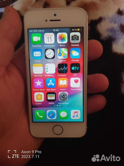 Телефон iPhone 5s