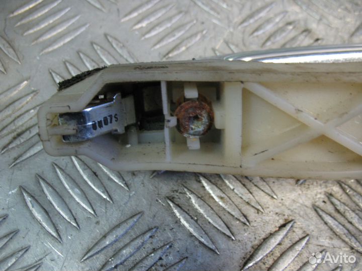 Ручка двери передней наружная левая Опель Антара