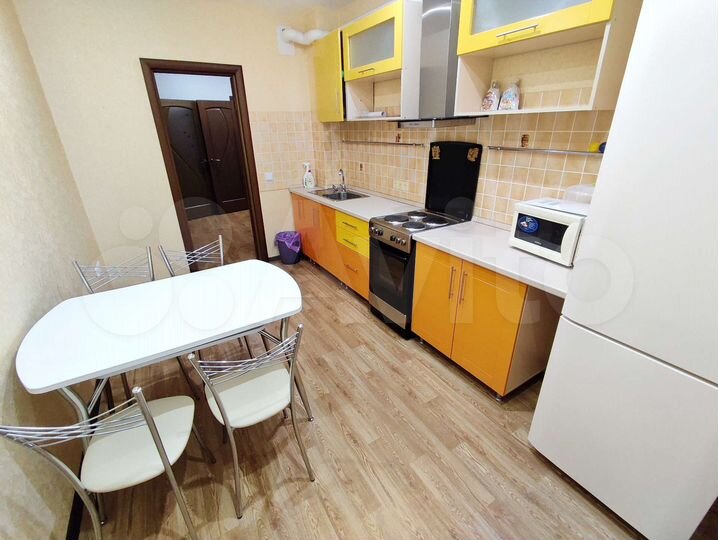 2-к. квартира, 64 м², 6/16 эт.