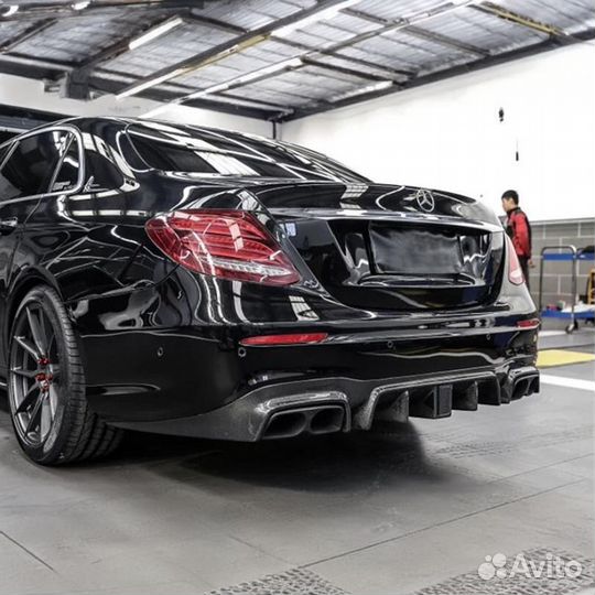 Диффузор Mercedes w213 Brabus LED карбон стиль 6.3