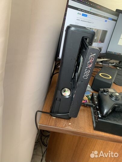 Xbox 360 s (не прошитый)
