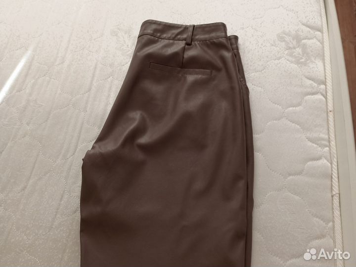 Кожаные брюки женские