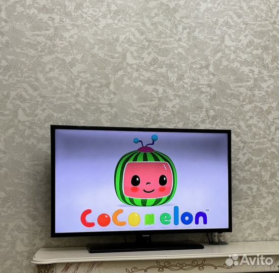 Телевизор samsung