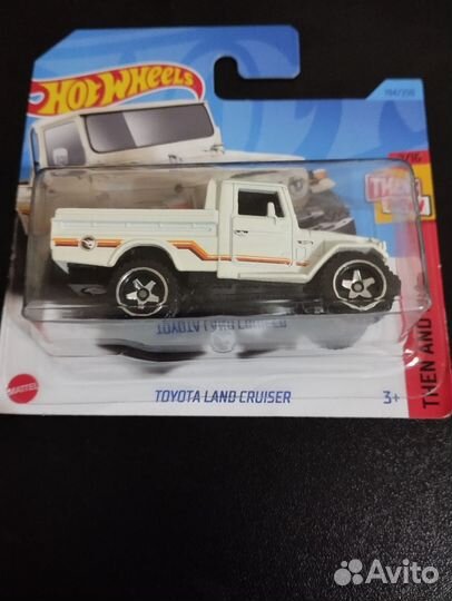 Машинки Hot wheels th