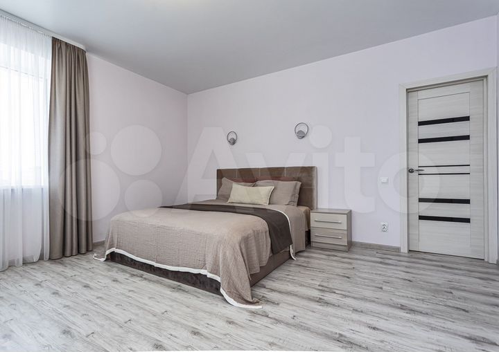 3-к. квартира, 105 м², 11/17 эт.