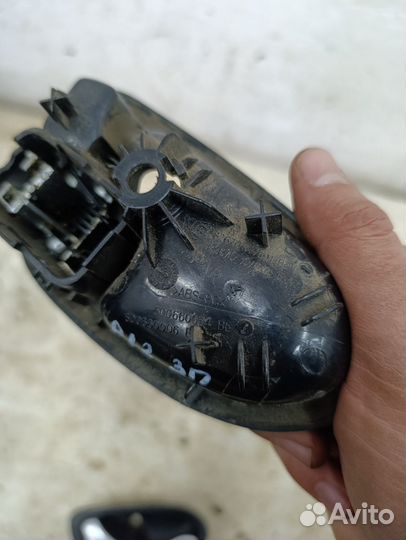 Ручка внутренняя задняя правая Nissan Primera P12