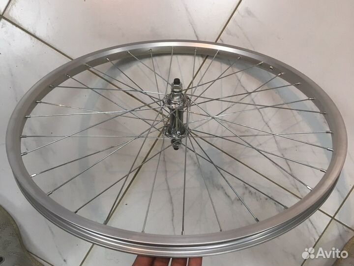 Колесо 24 переднее в сборе алюм. обод 32 отв