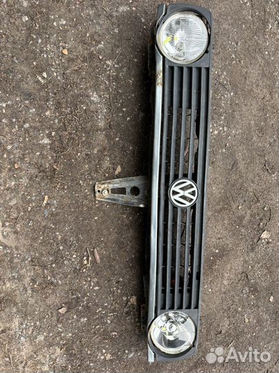 Решетка радиатора volkswagen golf 2