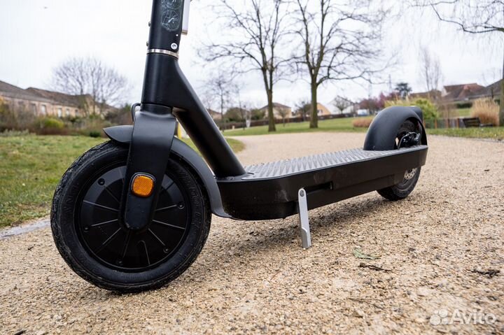 Okai ES30 Neon Pro - лучший электросамокат