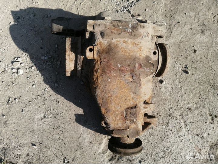 Редуктор задней оси BMW 5er E39 M52B25