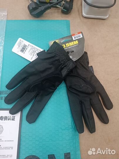 Перчатки mechanix