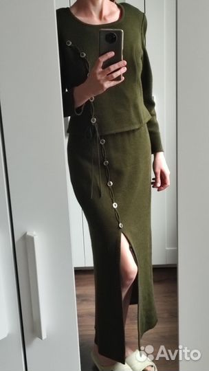Вязаный костюм женский с юбкой 46,48