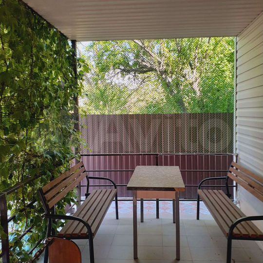 Дом 35 м² на участке 8 сот.