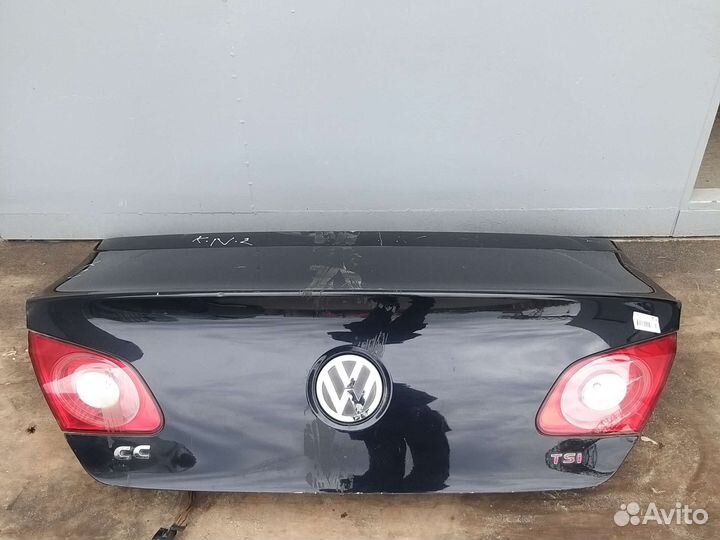 Крышка багажника Volkswagen Passat CC