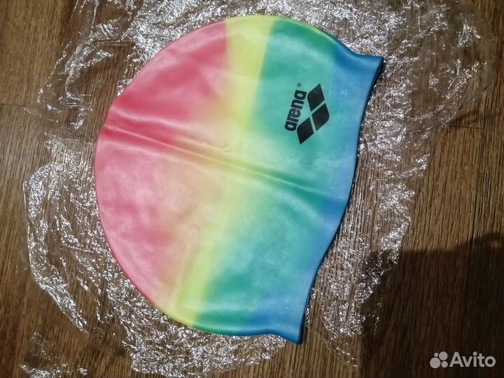 Шапочка для бассейна. Носилась очень мало