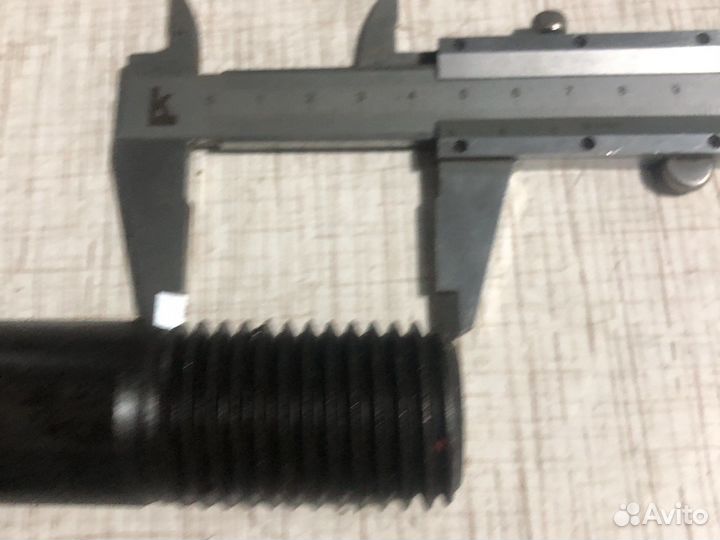 Болт рессоры