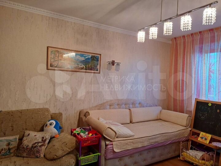 3-к. квартира, 85 м², 3/10 эт.