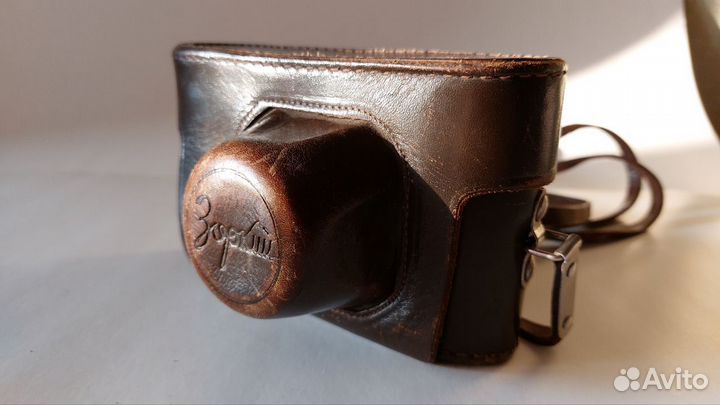 Пленочный фотоаппарат Зоркий (СССР)