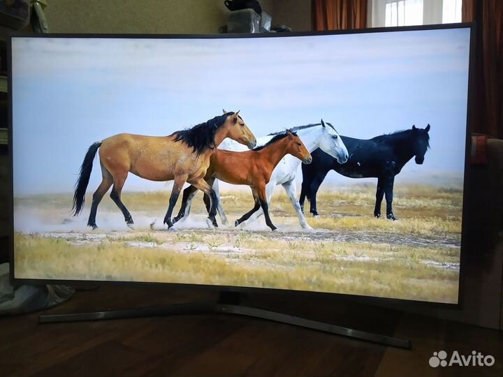 4K изогнутый смарт телевизор Samsung UE 55MU6670U