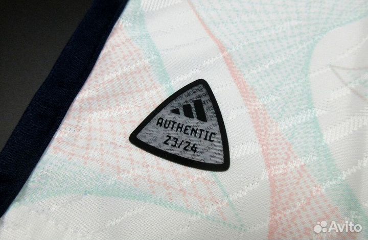 Форма гостевая Аякс сезон 23/24