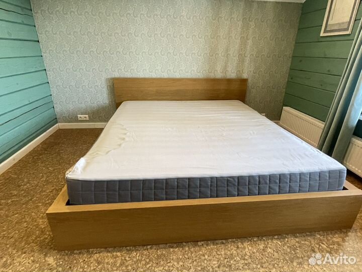 Кровать двухспальная 180 200 IKEA