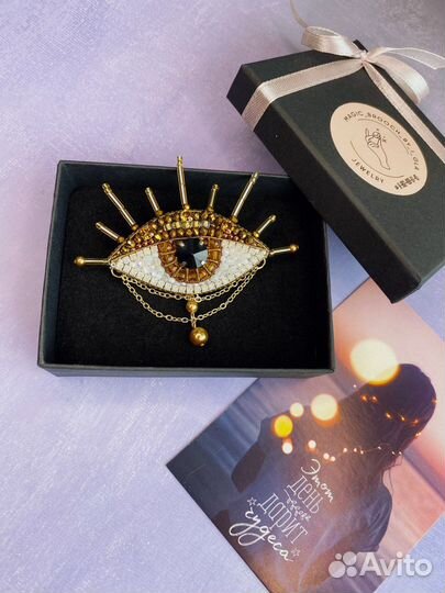 Брошь ручной работы