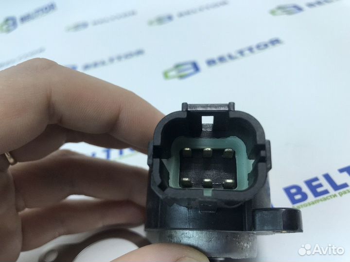 Клапан холостого хода 237815U00A