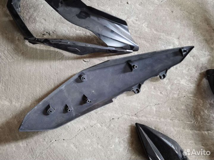 Пластик оригинал kawasaki z1000 2012