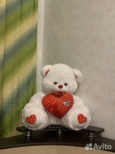 Плюшевый медведь