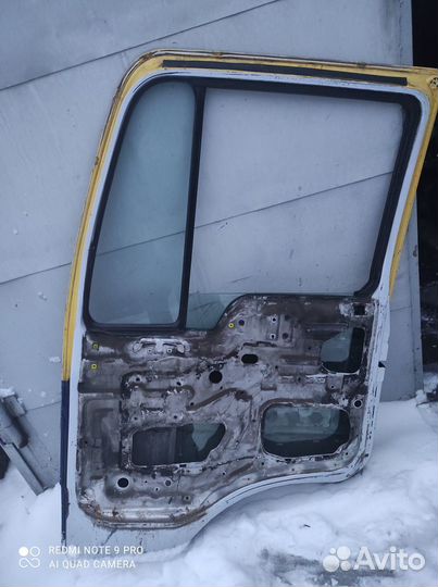 Дверь голая правая для Hino Reneger