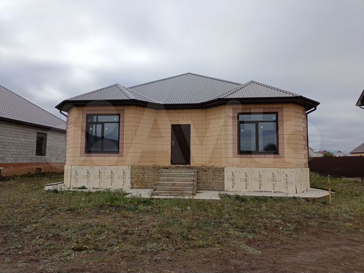 Дом 168 м² на участке 8 сот.