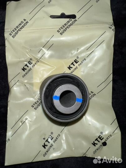 Сайлентблок заднего кулака цапфы Паджеро 3 4