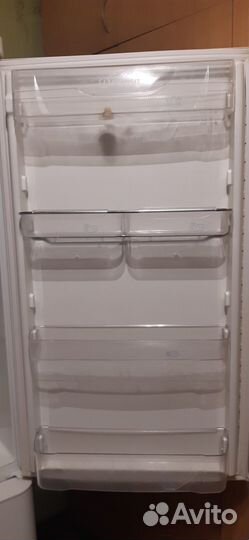 Холодильник бу Indesit