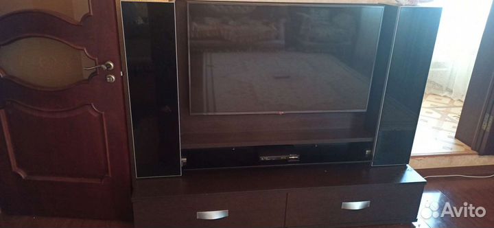 Подставка для телевизора